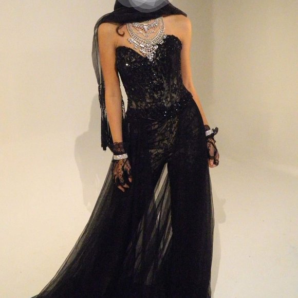 Macduggal - Picture 10 of 11